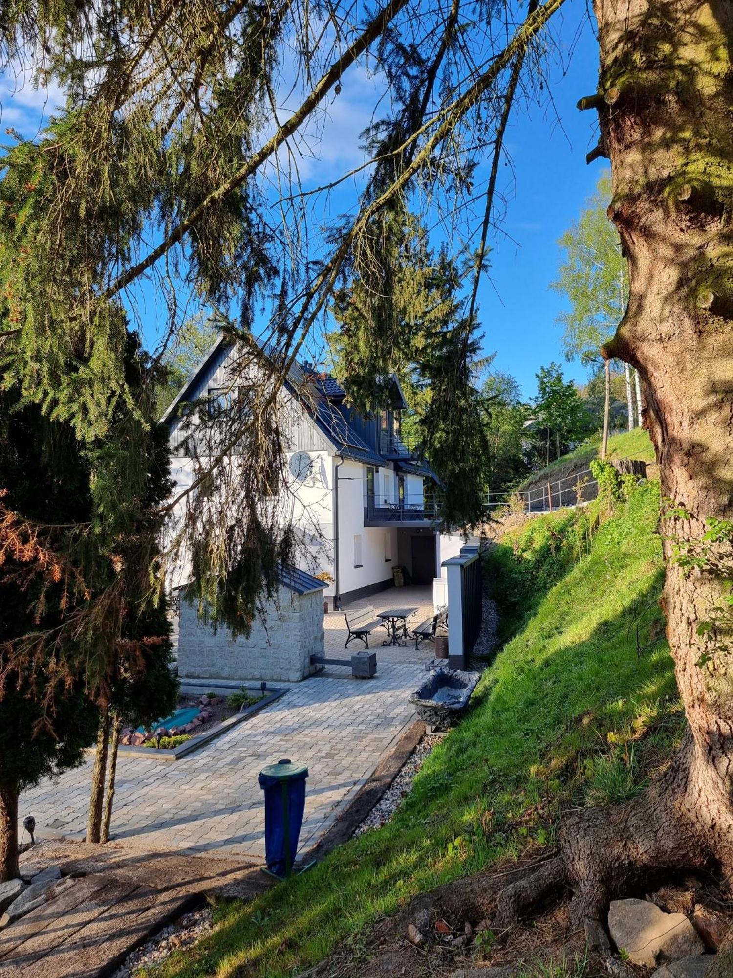 Apartamenty Salamandra Клодзко Экстерьер фото